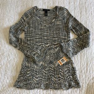 (5 for $25) Inc internationals knit top